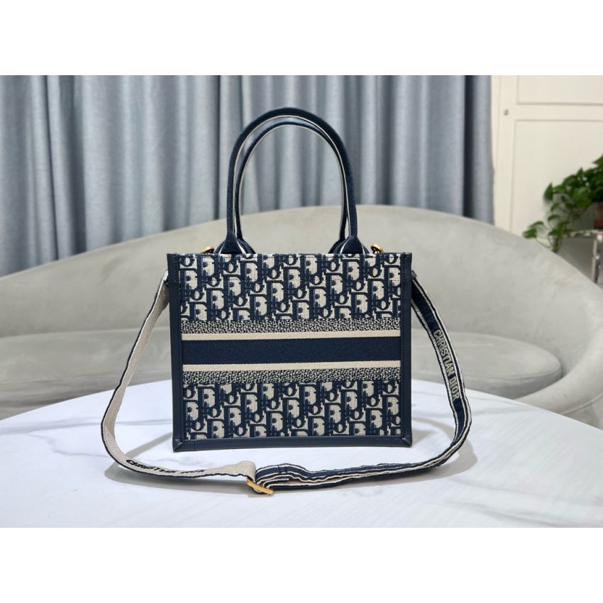 Small D10r Book Tote