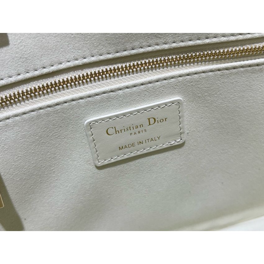Small D10r Book Tote