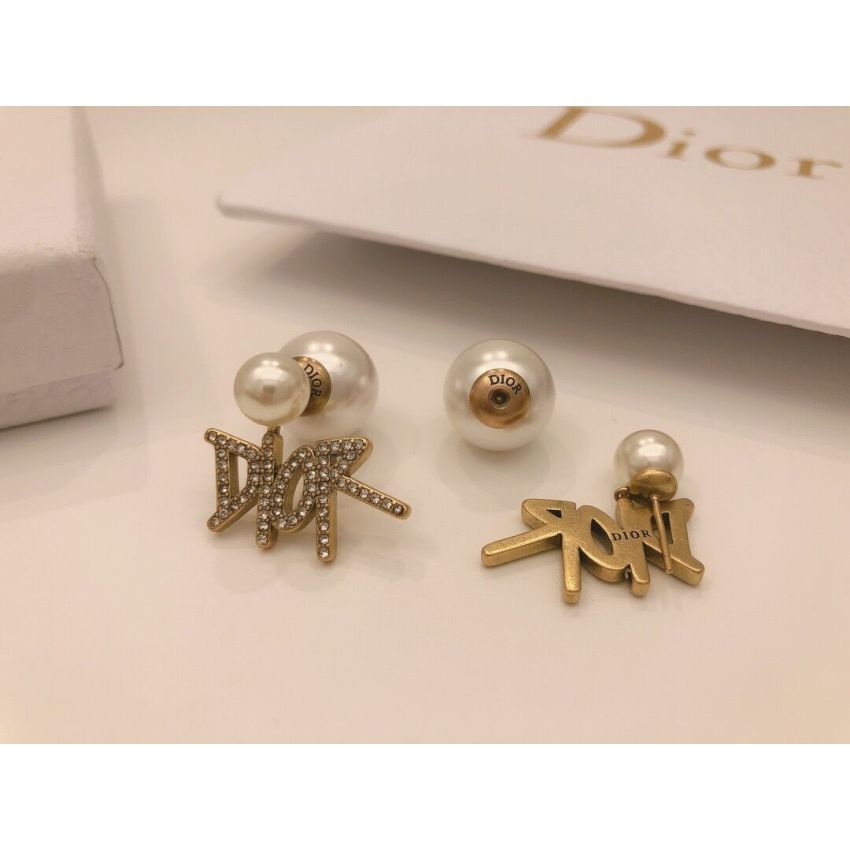 Chr1st1an D10r Earrings