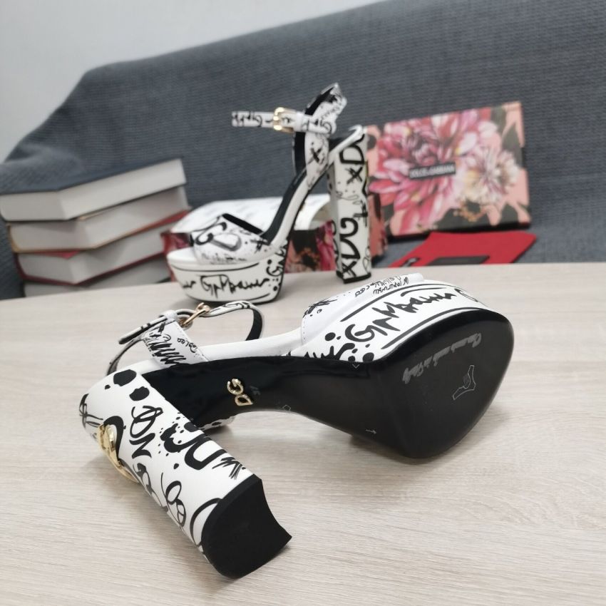 d01ce Gab*a*a sandals