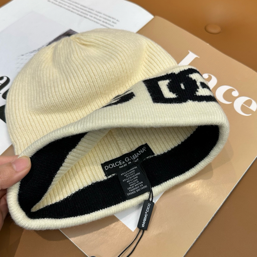 d01ce Gab*a*a beanie
