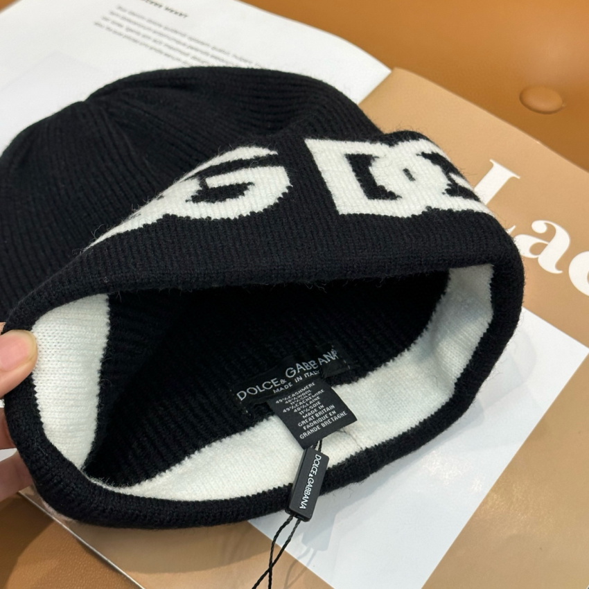 d01ce Gab*a*a beanie