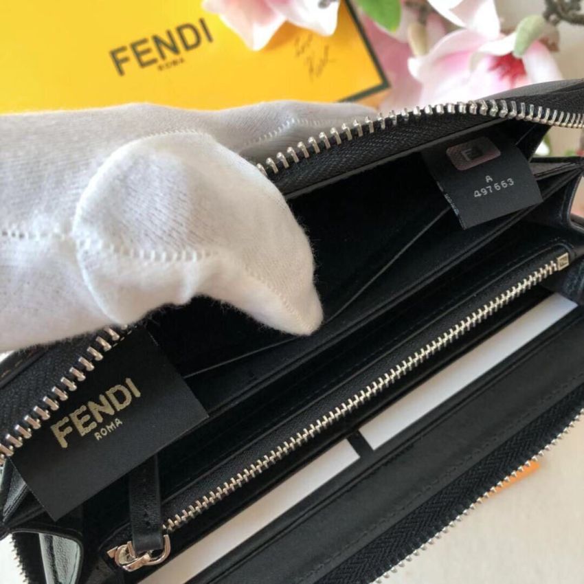 F**di Zippy Wallet