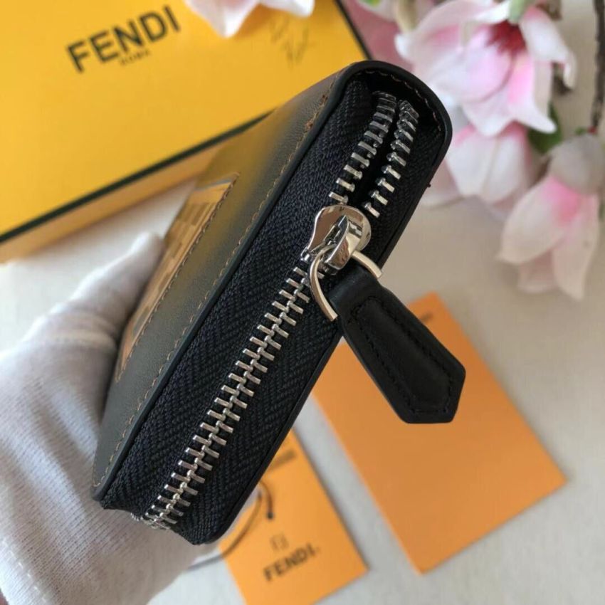 F**di Zippy Wallet
