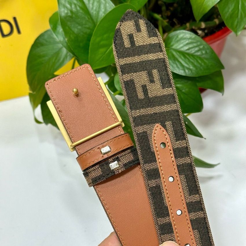 F**di FF Medium Belt 3.8cm