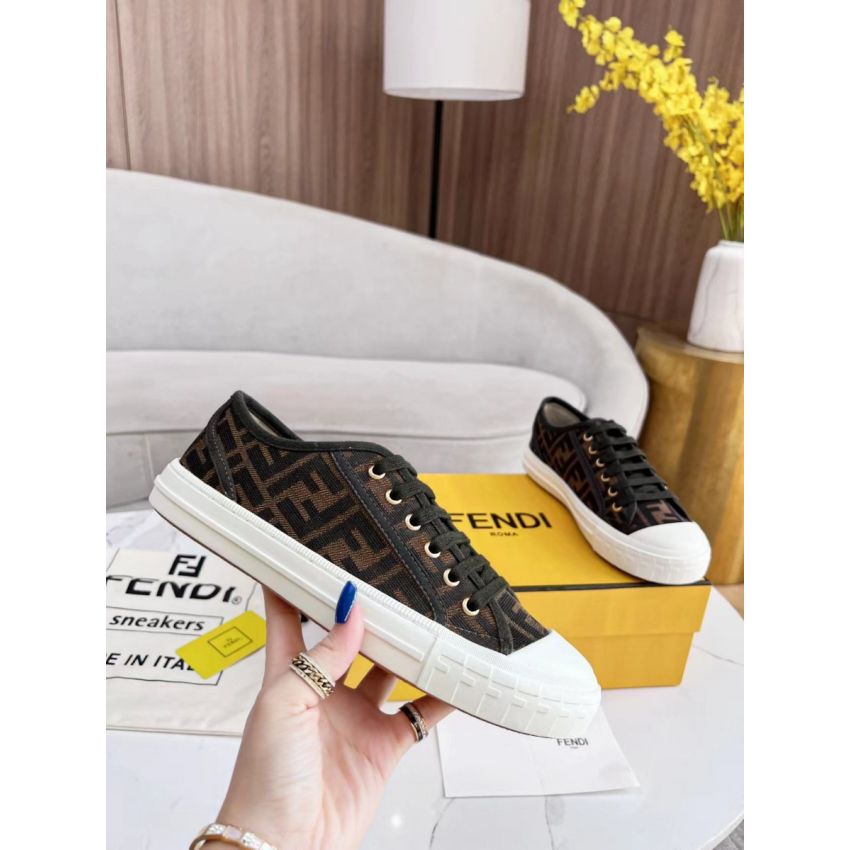 F**di Unisex Sneaker