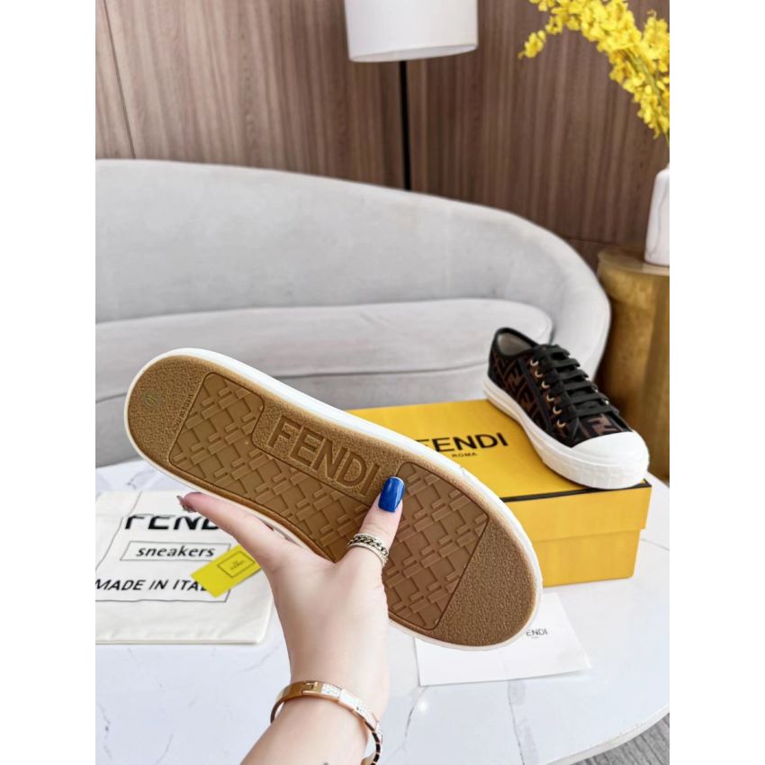 F**di Unisex Sneaker