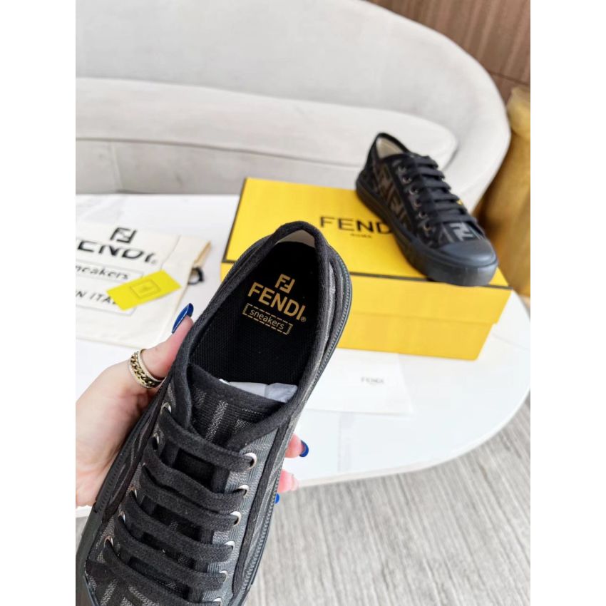 F**di Unisex Sneaker