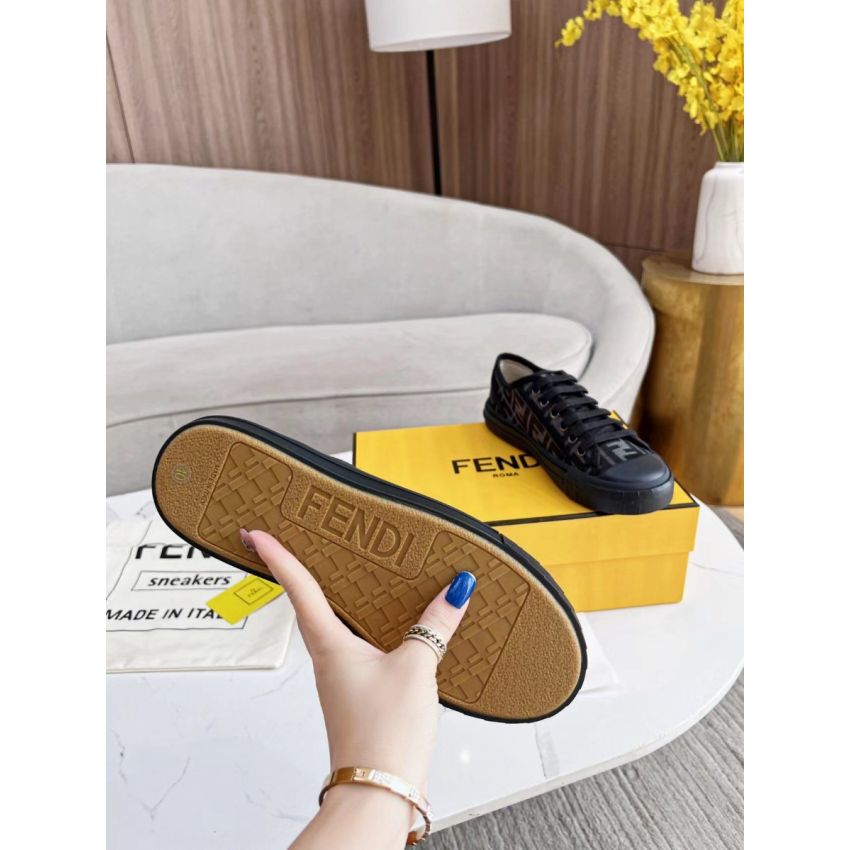 F**di Unisex Sneaker