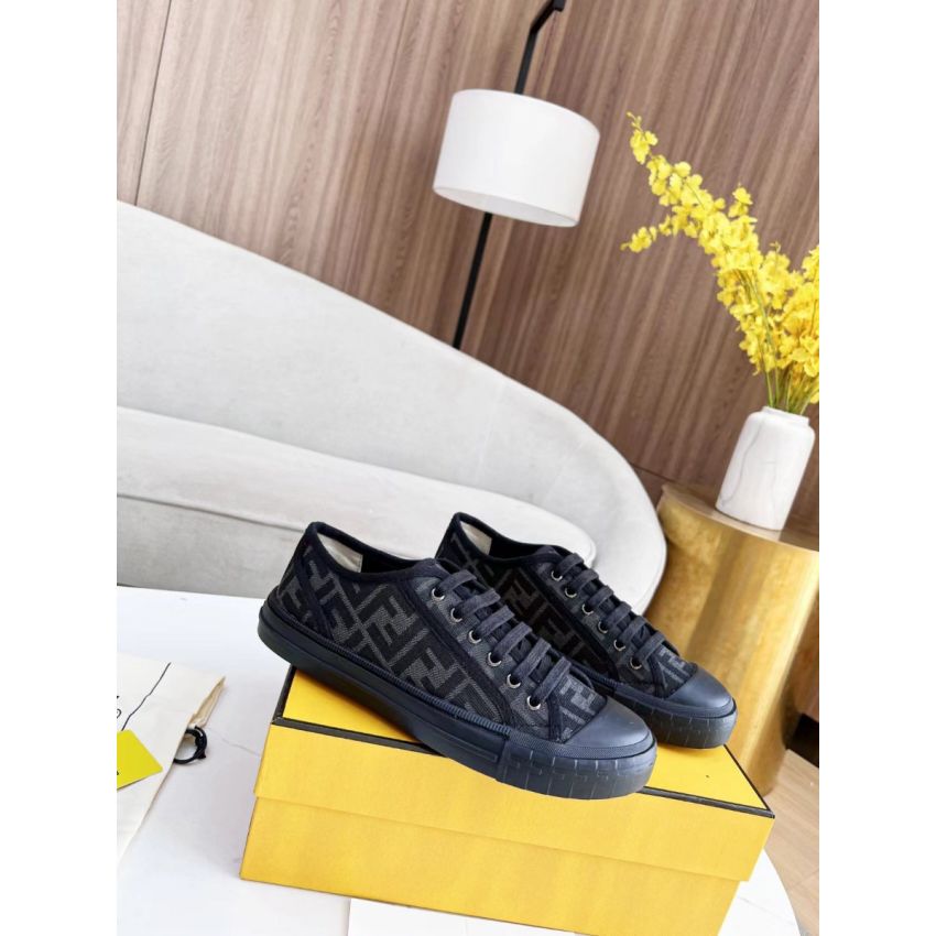 F**di Unisex Sneaker