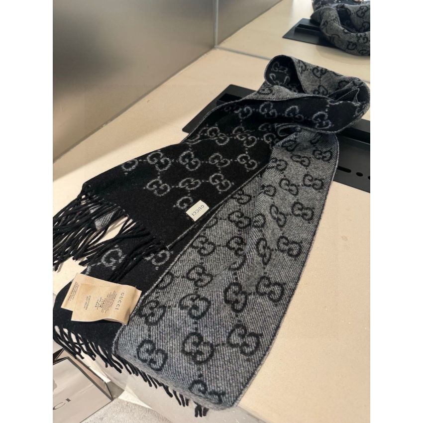 Gvc*1 Cashmere Scarf