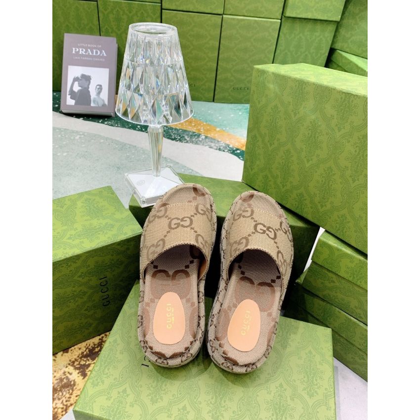 Gvc*1 Sandals
