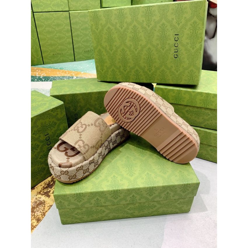 Gvc*1 Sandals