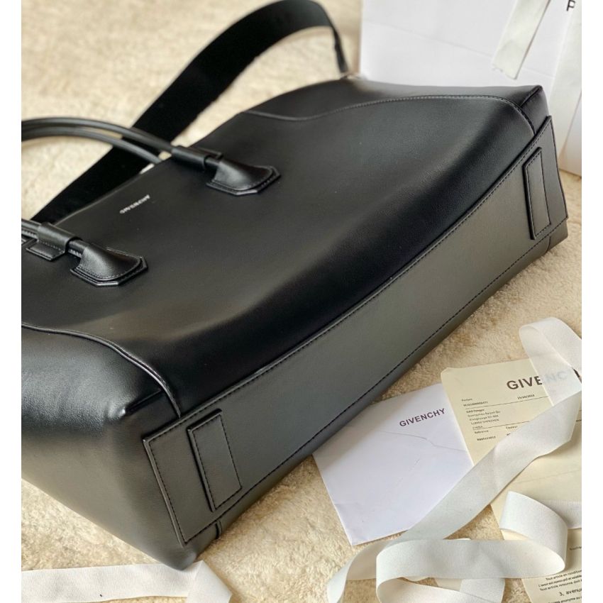 G1uenchy antigona sport tote