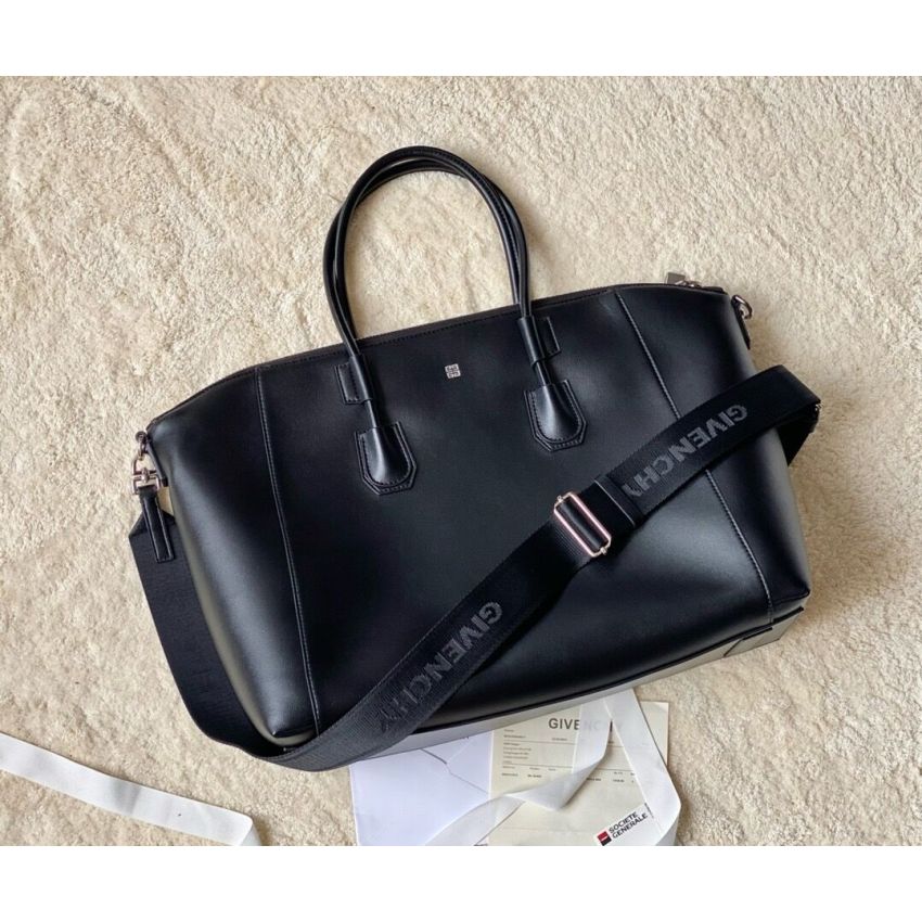 G1uenchy antigona sport tote