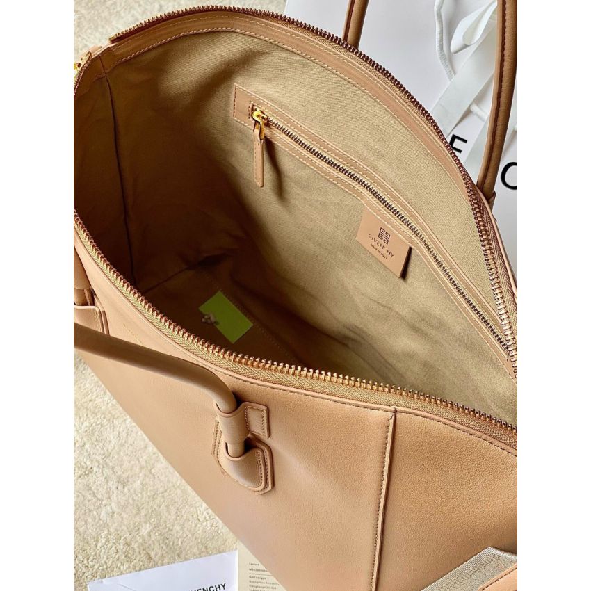 G1uenchy antigona sport tote