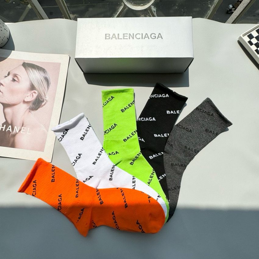 Ba1en*iaga socks ( 5 pairs)