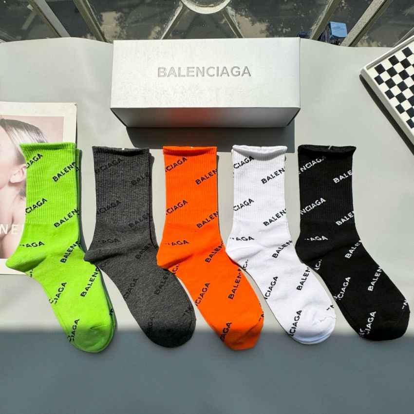 Ba1en*iaga socks ( 5 pairs)