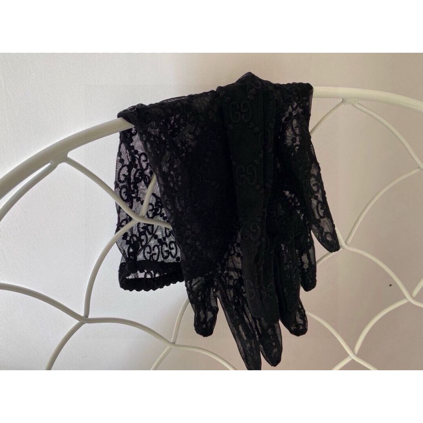 Gvc*1 Lace Glove