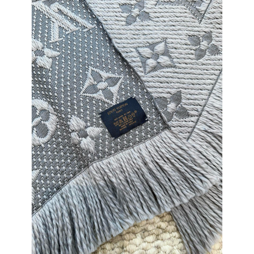 LV Cashmere scarf