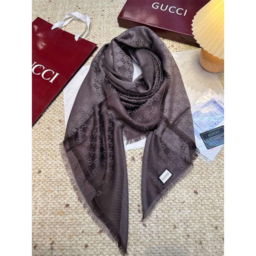 Gvc*1 Classic Cashmere and Silk Shawl