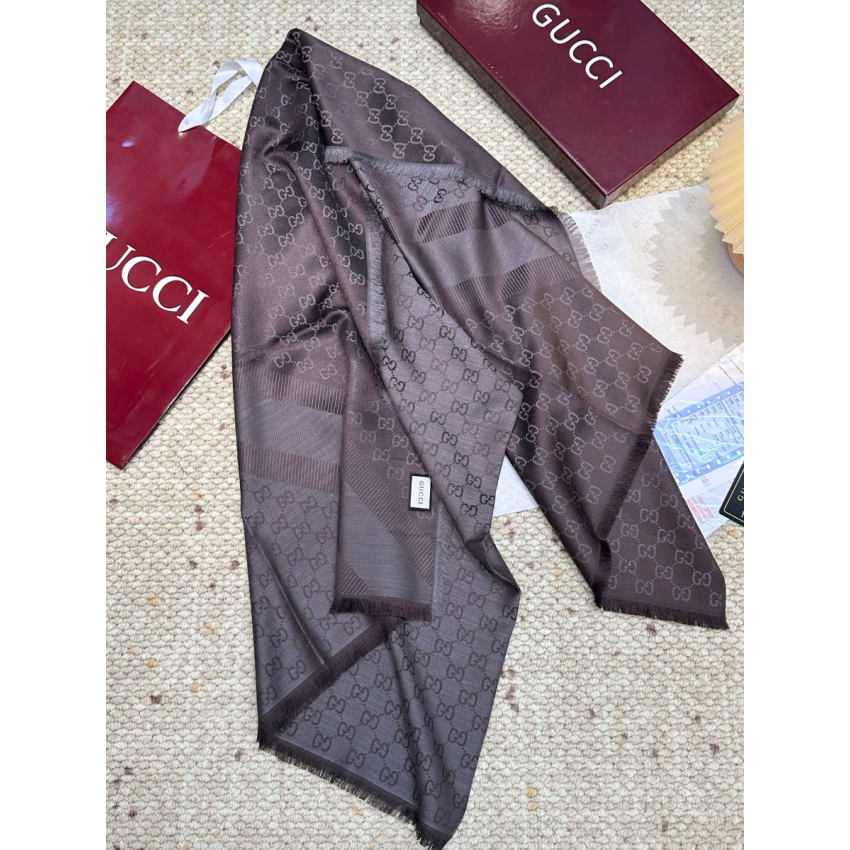 Gvc*1 Classic Cashmere and Silk Shawl