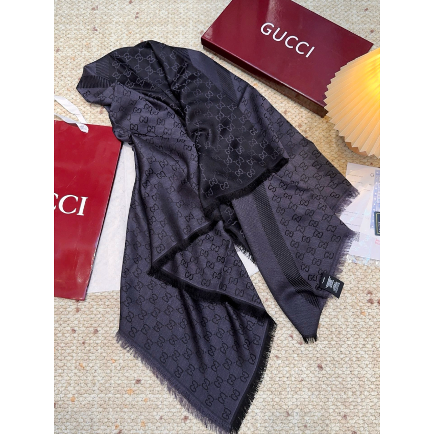 Gvc*1 Classic Cashmere and Silk Shawl