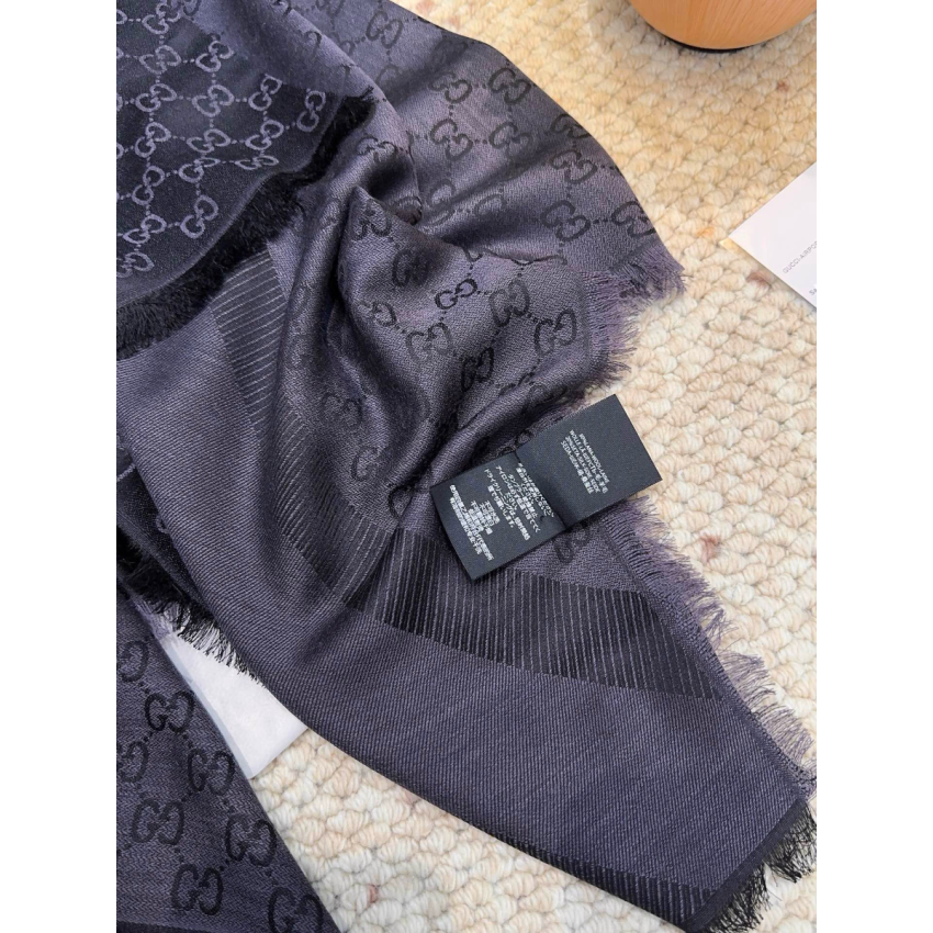 Gvc*1 Classic Cashmere and Silk Shawl
