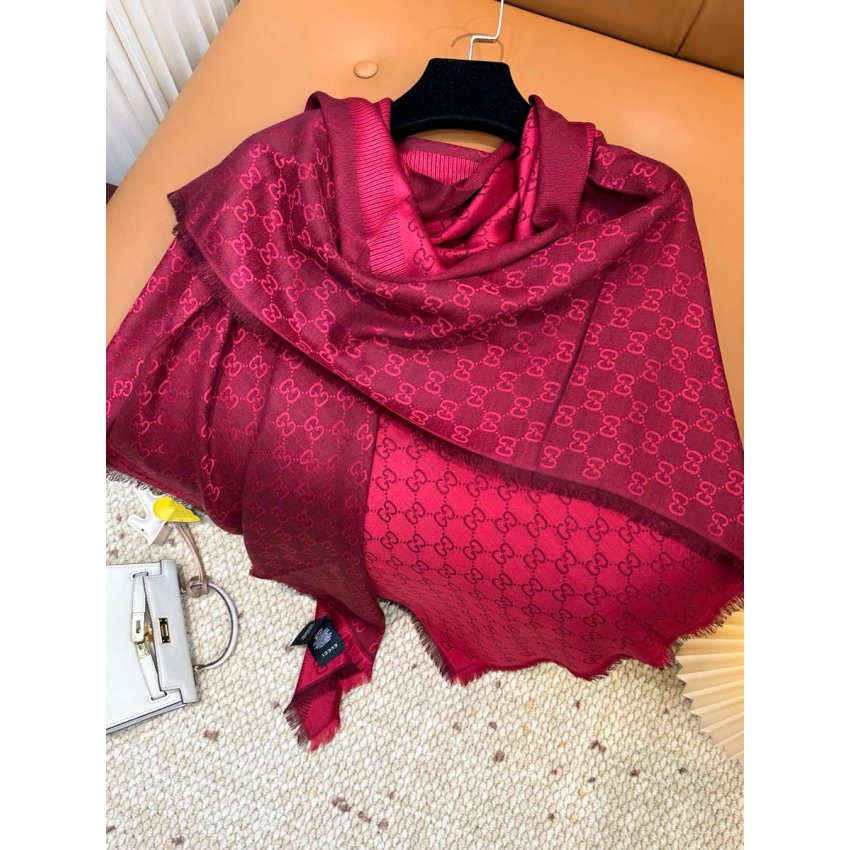 Gvc*1 Classic Cashmere and Silk Shawl