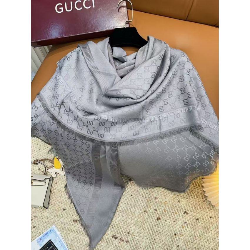 Gvc*1 Classic Cashmere and Silk Shawl