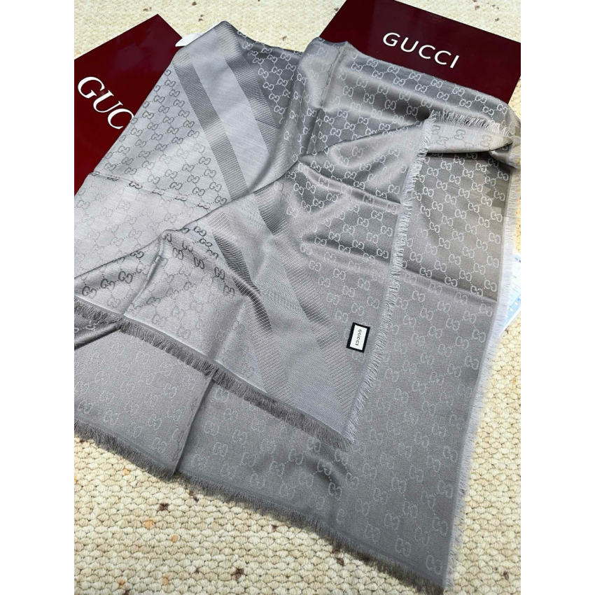 Gvc*1 Classic Cashmere and Silk Shawl