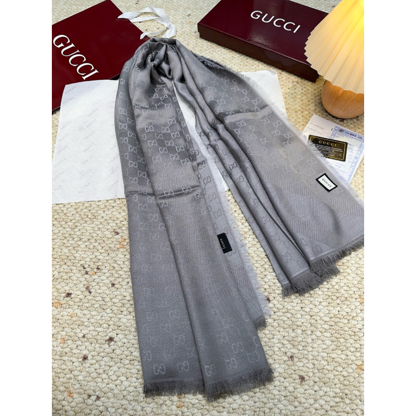 Gvc*1 Classic Cashmere and Silk Shawl