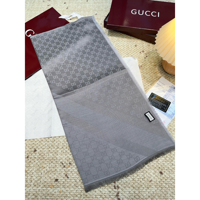 Gvc*1 Classic Cashmere and Silk Shawl
