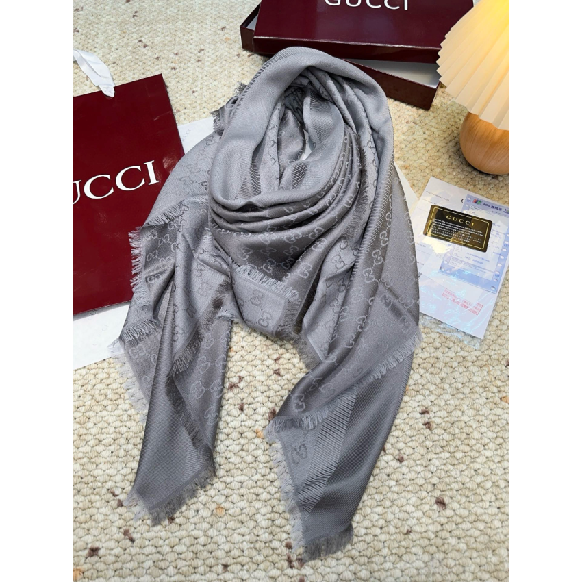 Gvc*1 Classic Cashmere and Silk Shawl