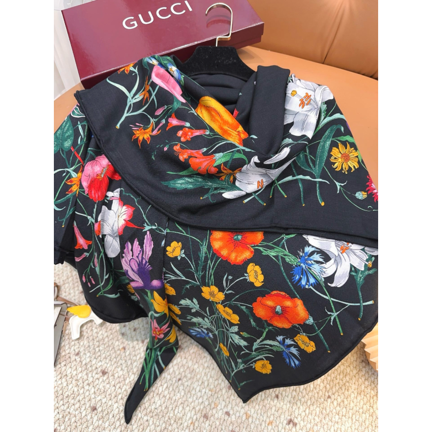 Gvc*1 Classic Cashmere and Silk Shawl