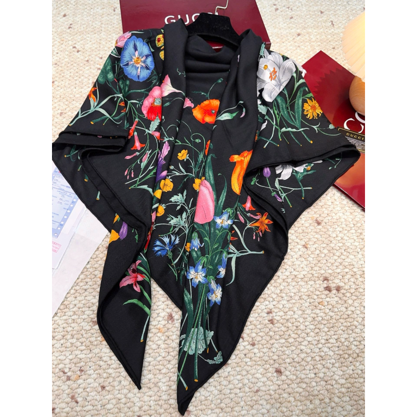 Gvc*1 Classic Cashmere and Silk Shawl