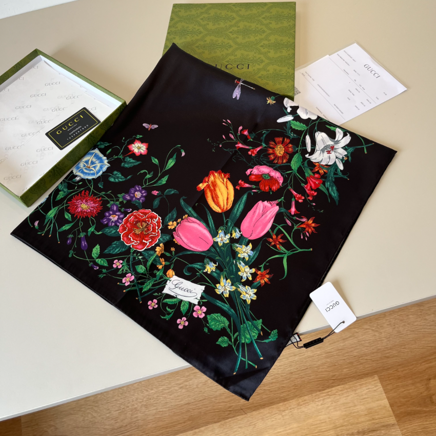 Gvc*1 Silk Square Scarf 90