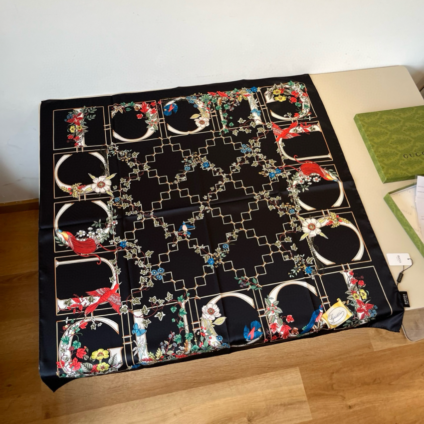 Gvc*1 Silk Square Scarf 90