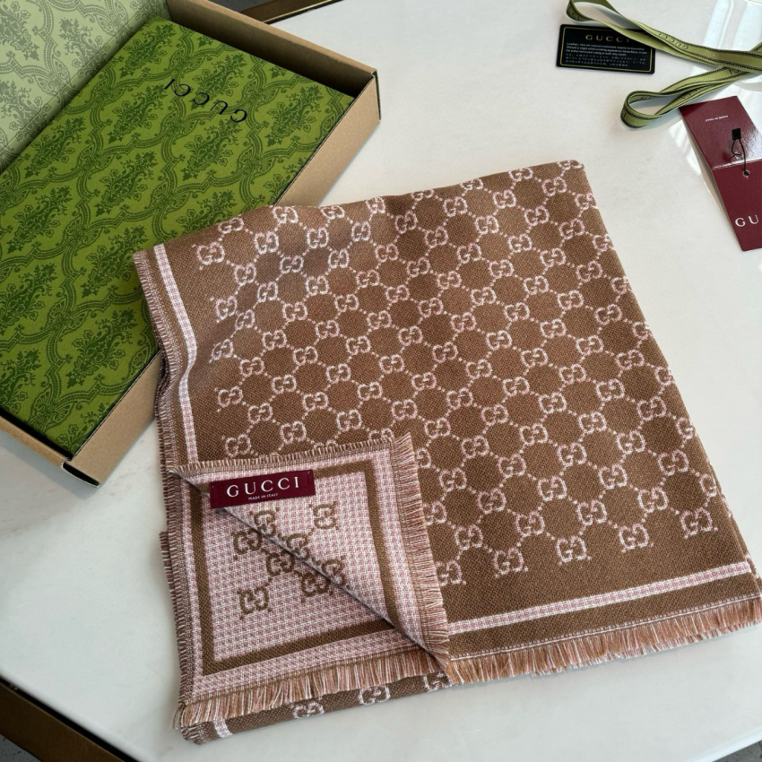 Gvc*1 Cashmere Scarf