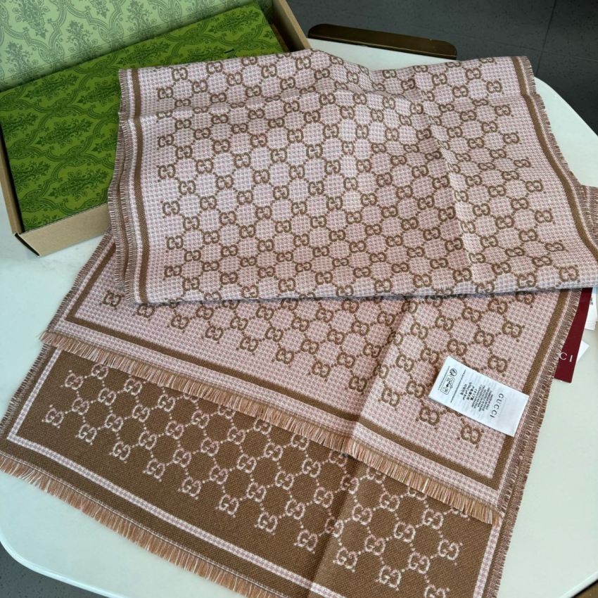 Gvc*1 Cashmere Scarf