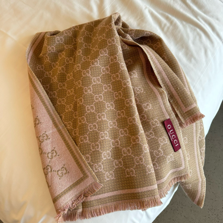Gvc*1 Cashmere Scarf
