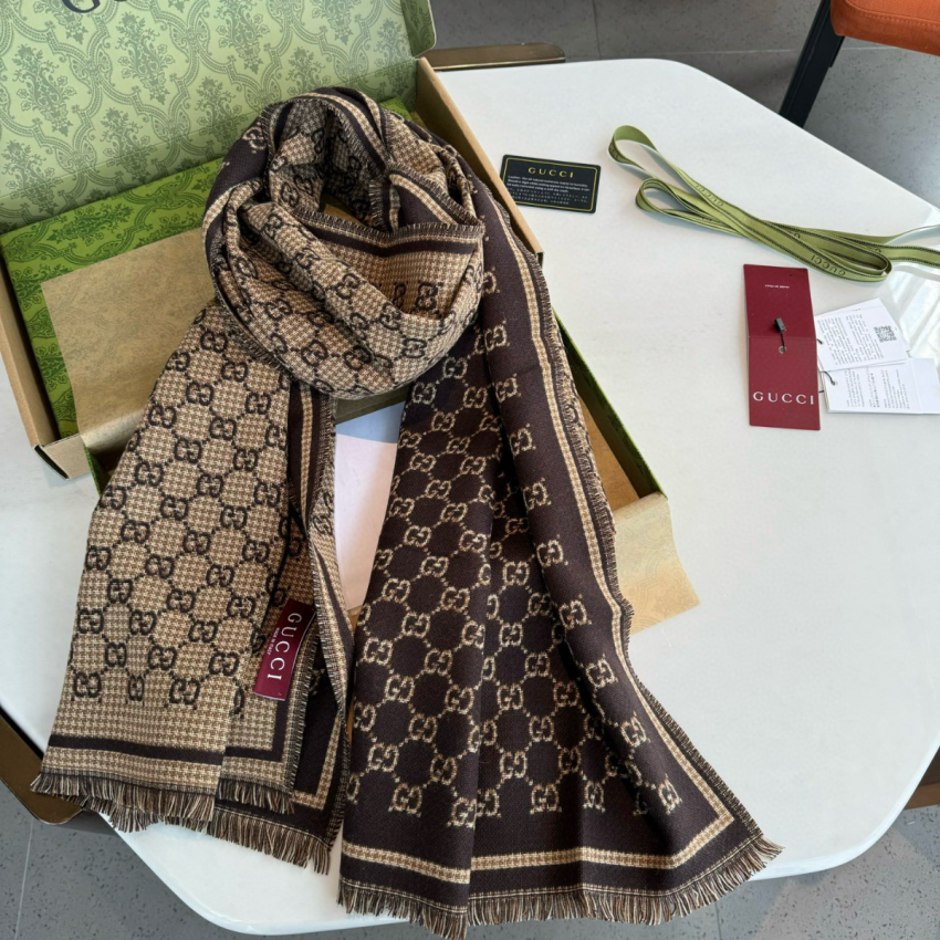 Gvc*1 Cashmere Scarf