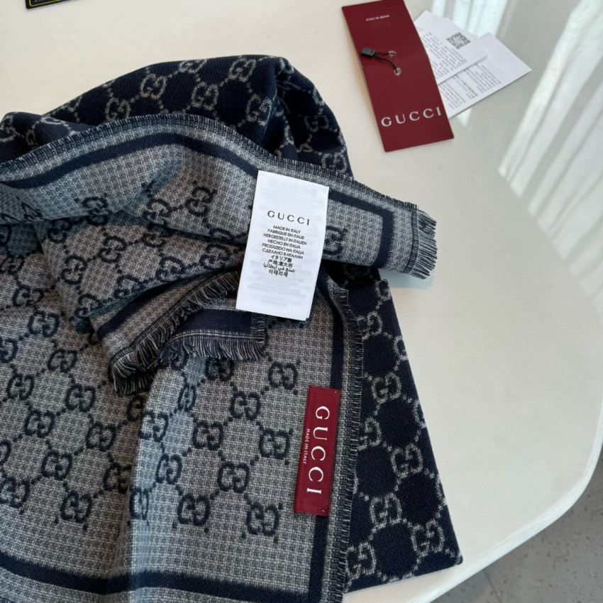 Gvc*1 Cashmere Scarf