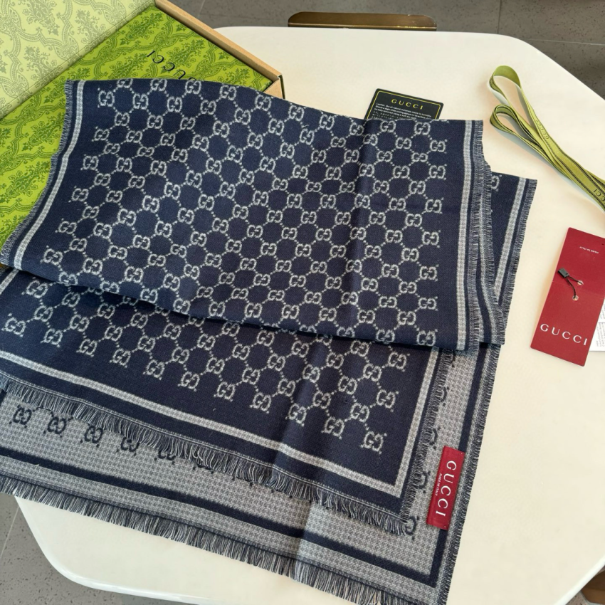 Gvc*1 Cashmere Scarf