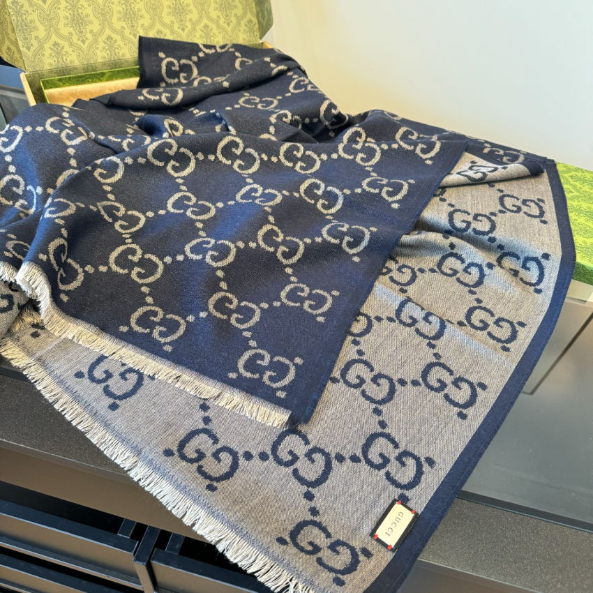 Gvc*1 Cashmere Scarf