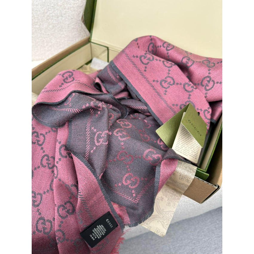 Gvc*1 Cashmere Scarf