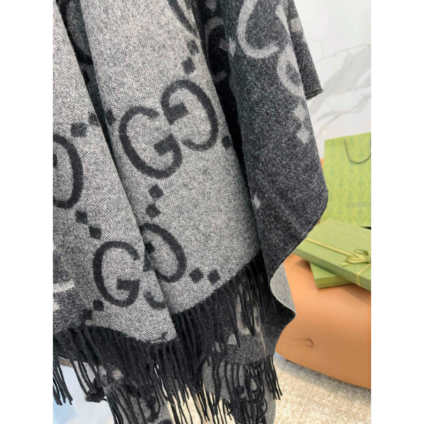 Gvc*1 Cashmere Cloak/Shawl