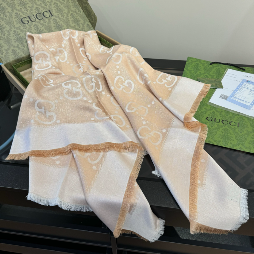 Gvc*1 GG jacquard silk wool shawl