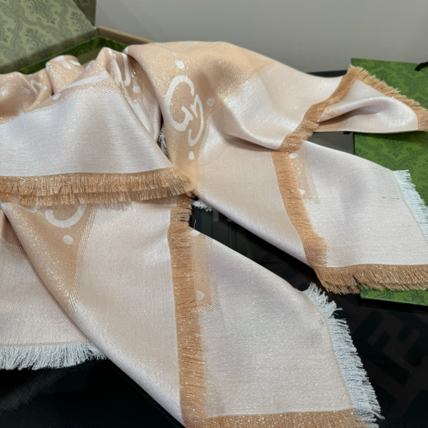 Gvc*1 GG jacquard silk wool shawl