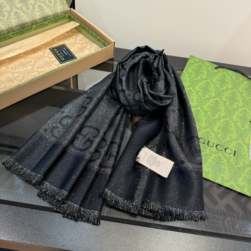Gvc*1 GG jacquard silk wool shawl